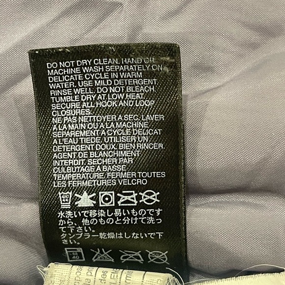 The North Face Purple Jacket For Girl - Picture 13 of 14